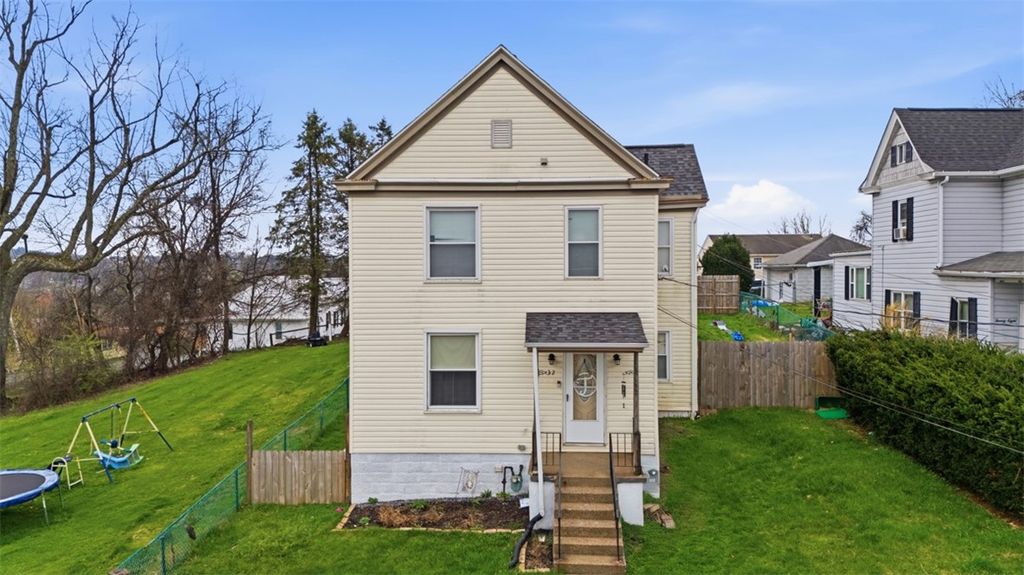 32 Shannon Ave, City Of Washington, PA 15301