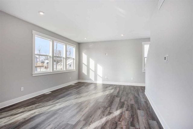 2955 Norway Pne Drive, Kentwood, MI 49512