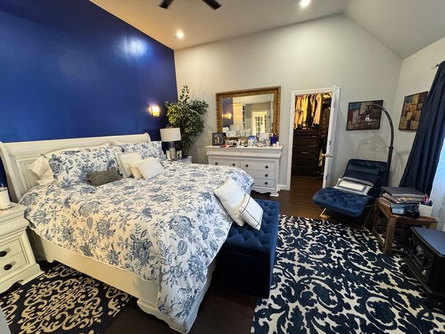 79 Burlington Rd, Bedford, MA 01730