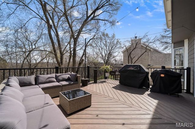 3511 Georgetowne Village Drive, Manchester, MO 63088