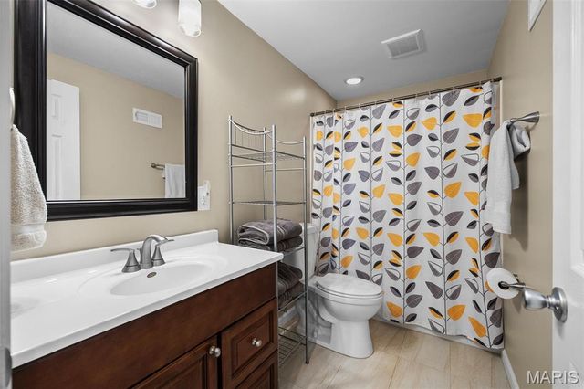 3511 Georgetowne Village Drive, Manchester, MO 63088