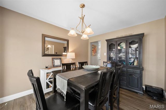 3511 Georgetowne Village Drive, Manchester, MO 63088