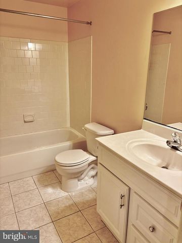 9226 S CURTIS DR, Columbia, MD 21045