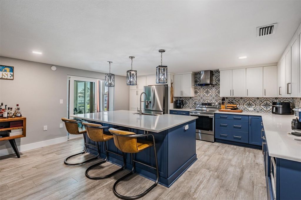 Image 22 of property listing at 5001 MARLIN DRIVE, New Port Richey, FL 34652