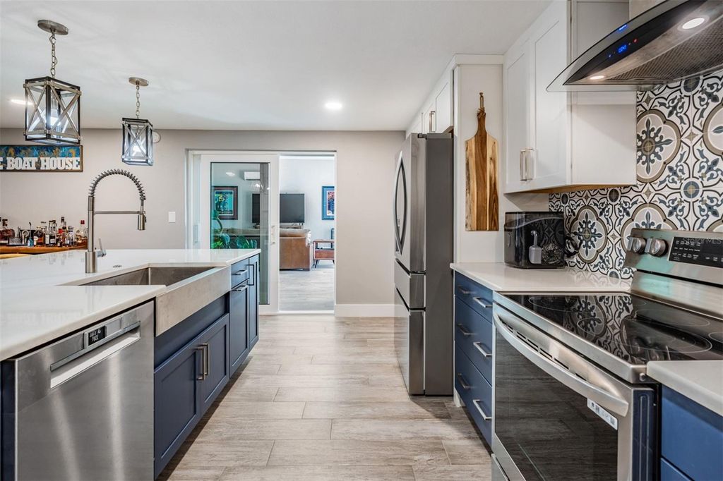 Image 23 of property listing at 5001 MARLIN DRIVE, New Port Richey, FL 34652