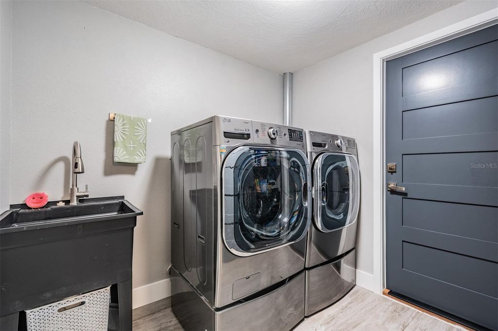 Image 45 of property listing at 5001 MARLIN DRIVE, New Port Richey, FL 34652