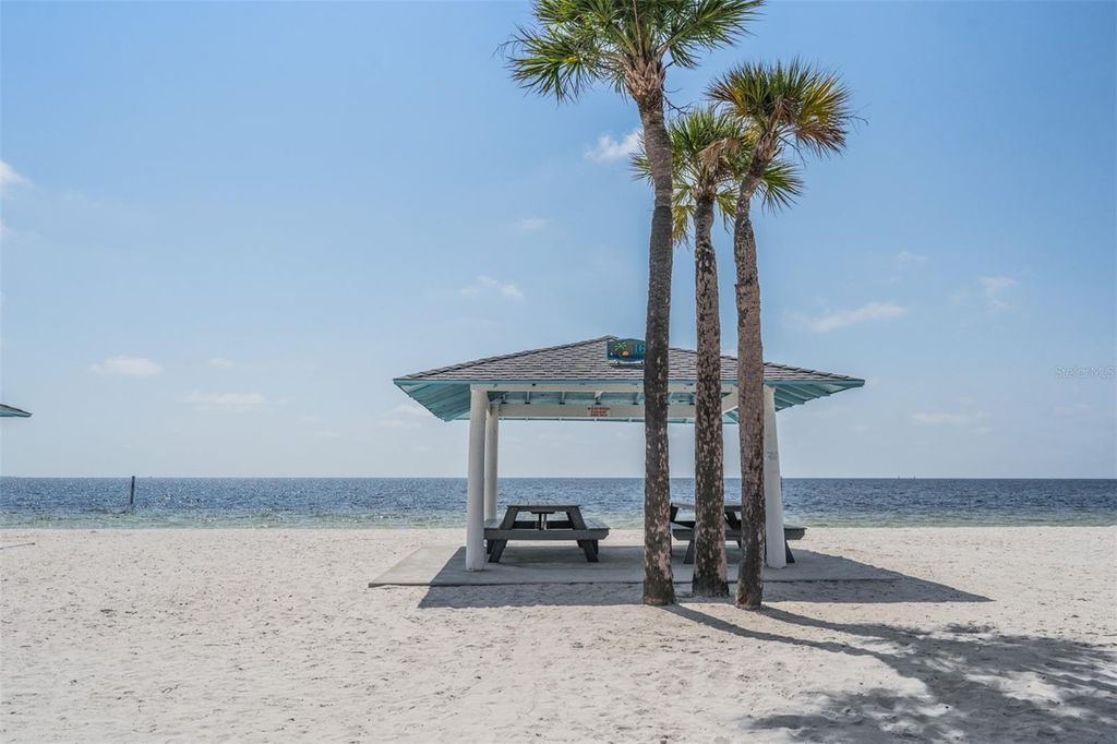 Image 46 of property listing at 5001 MARLIN DRIVE, New Port Richey, FL 34652