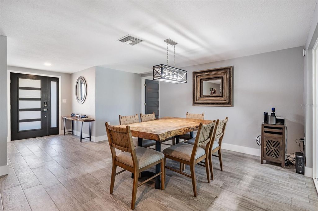 Image 8 of property listing at 5001 MARLIN DRIVE, New Port Richey, FL 34652