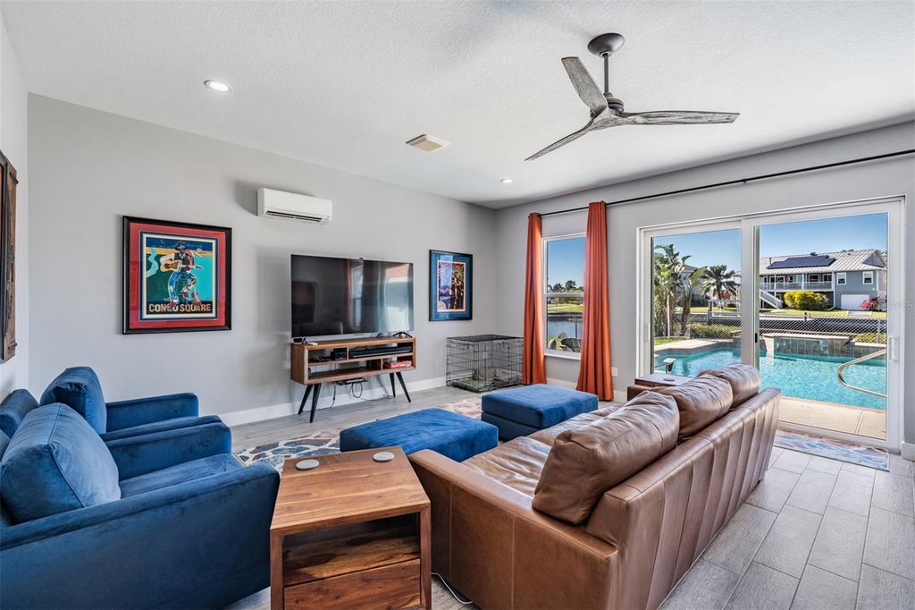 Image 10 of property listing at 5001 MARLIN DRIVE, New Port Richey, FL 34652