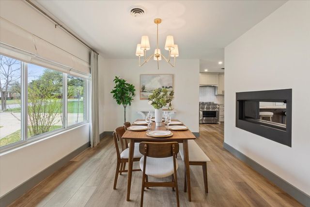 9118 Red Oak Drive, Woodway, TX 76712