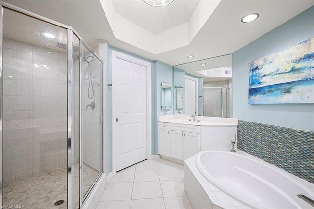 1065 Borghese LN # 701, Naples, FL 34114