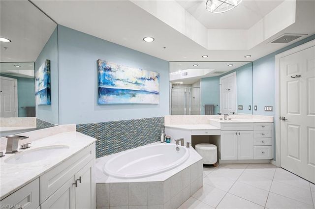 1065 Borghese LN # 701, Naples, FL 34114