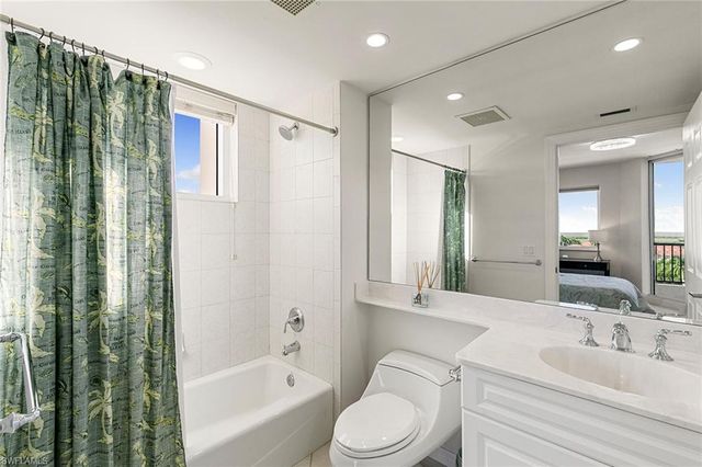 1065 Borghese LN # 701, Naples, FL 34114