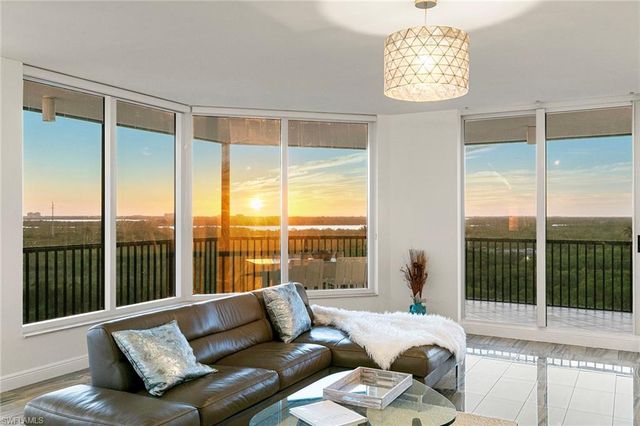 1065 Borghese LN # 701, Naples, FL 34114