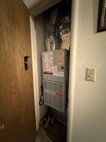 21863 N Bruella Rd, Acampo, CA 95220