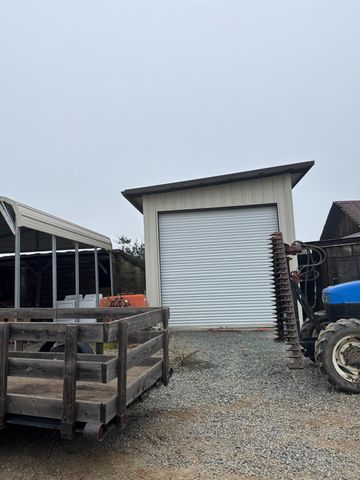 21863 N Bruella Rd, Acampo, CA 95220