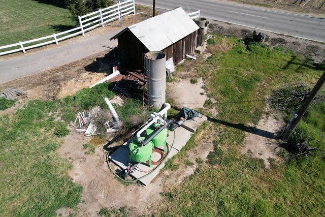 21863 N Bruella Rd, Acampo, CA 95220