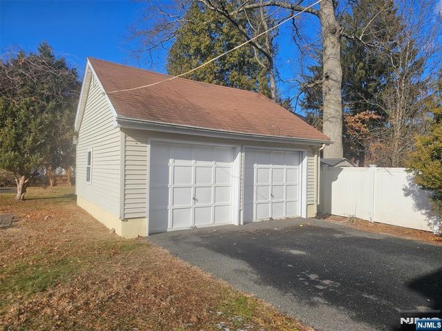 181 High Street 1st Flr, Northvale, NJ 07647