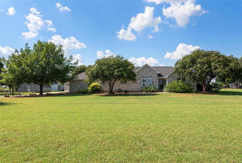 162 El Camino River RD, Bastrop, TX 78602