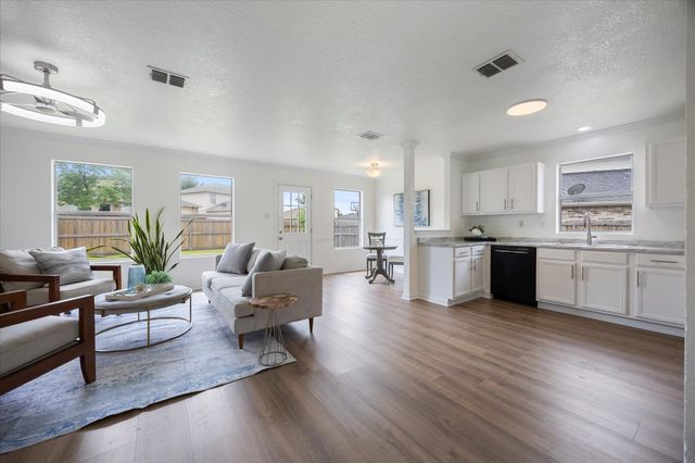 1459 Glenwick Drive, Rockwall, TX 75032