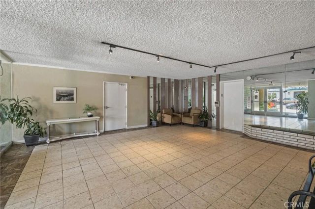1187 E 3rd 202, Long Beach, CA 90802