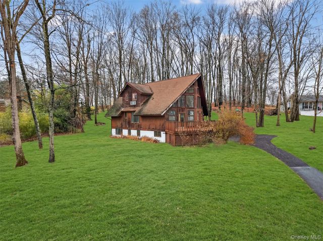 74 Brandy Lane, Wappingers Falls, NY 12590