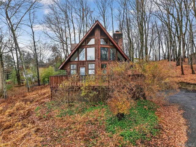 74 Brandy Lane, Wappingers Falls, NY 12590