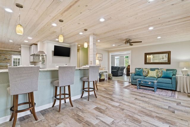 405 6th Ave. S, North Myrtle Beach, SC 29582