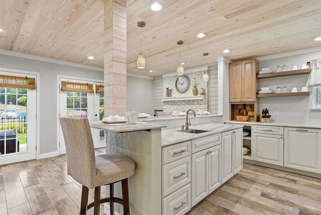 405 6th Ave. S, North Myrtle Beach, SC 29582