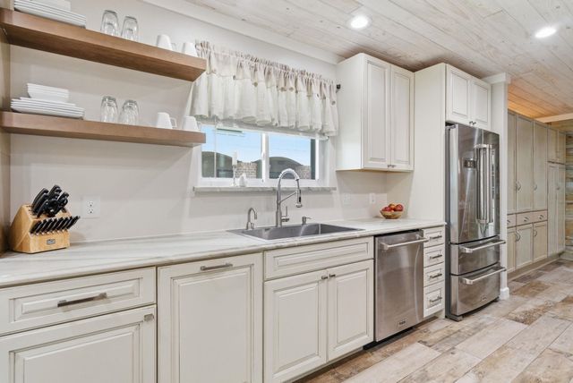 405 6th Ave. S, North Myrtle Beach, SC 29582