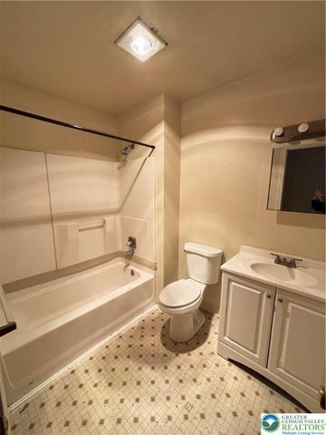 345 Market Street, Allentown City, PA 18103