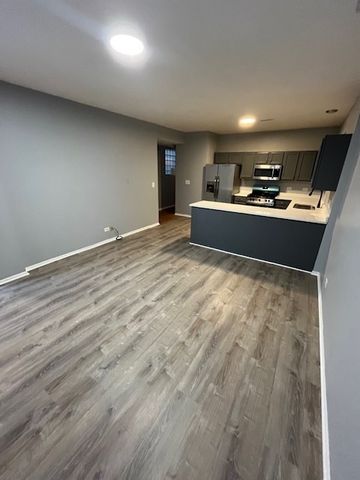 1352 S Kedvale Avenue, Chicago, IL 60623