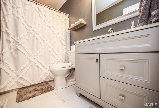 7 Jason Ridge Drive, Washington, MO 63090