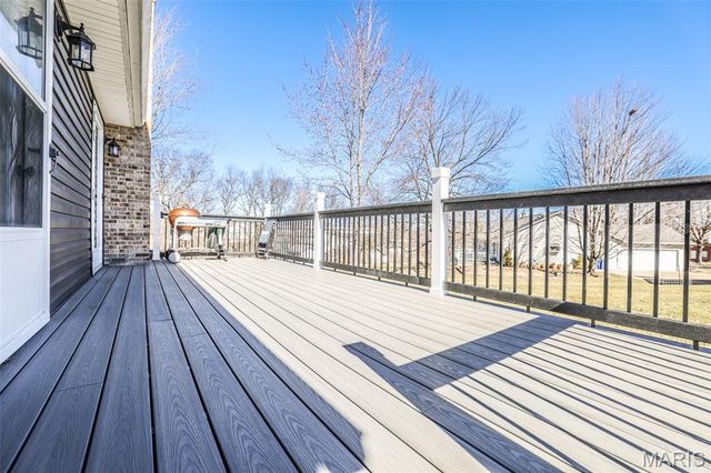 7 Jason Ridge Drive, Washington, MO 63090