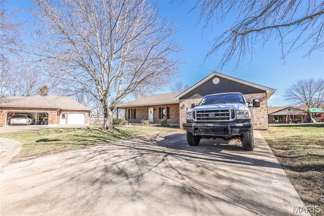 7 Jason Ridge Drive, Washington, MO 63090