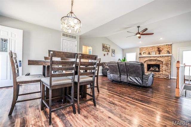 7 Jason Ridge Drive, Washington, MO 63090