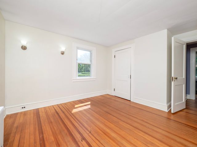 159 Barry Avenue, Ridgefield, CT 06877