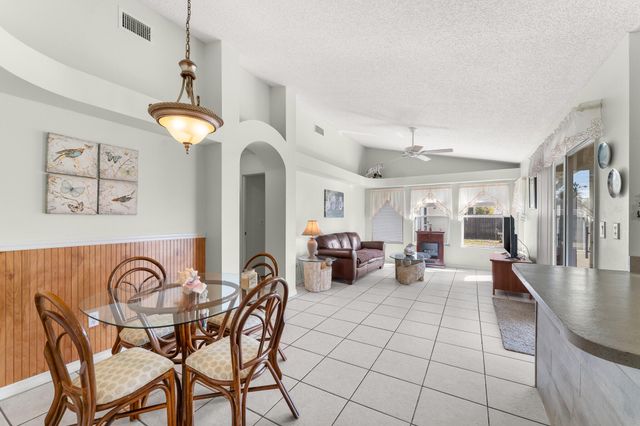 2850 SE Buccaneer Circle, Port St. Lucie, Port St Lucie, FL 34952