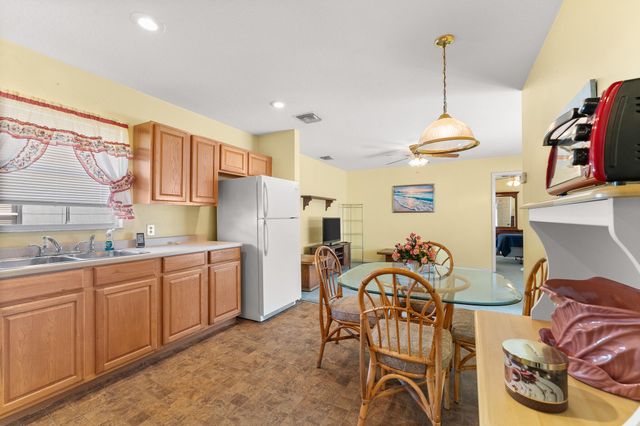 2850 SE Buccaneer Circle, Port St. Lucie, Port St Lucie, FL 34952