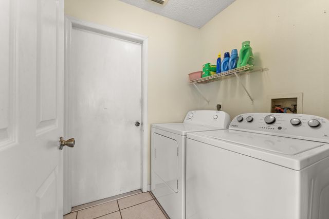 2850 SE Buccaneer Circle, Port St. Lucie, Port St Lucie, FL 34952