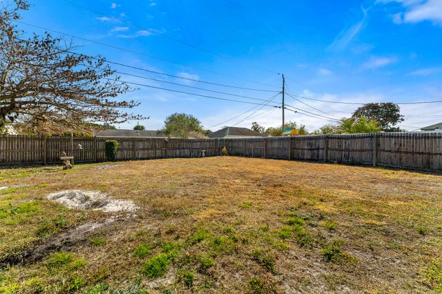 2850 SE Buccaneer Circle, Port St. Lucie, Port St Lucie, FL 34952