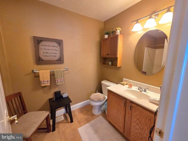 22 DREXEL DR, Pennsville, NJ 08070