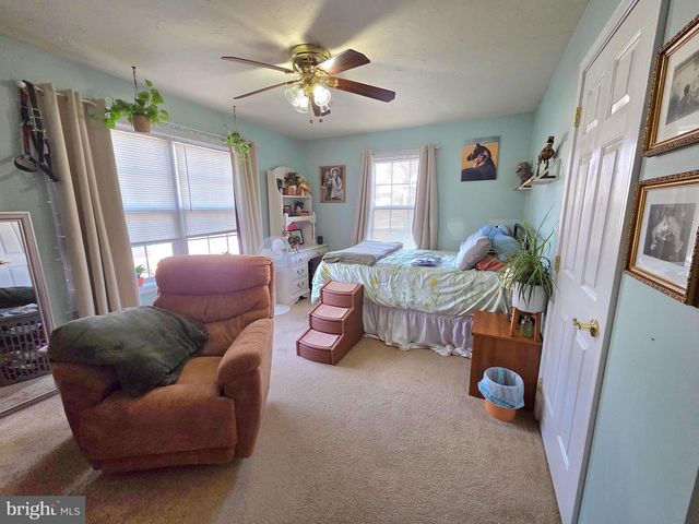 22 DREXEL DR, Pennsville, NJ 08070