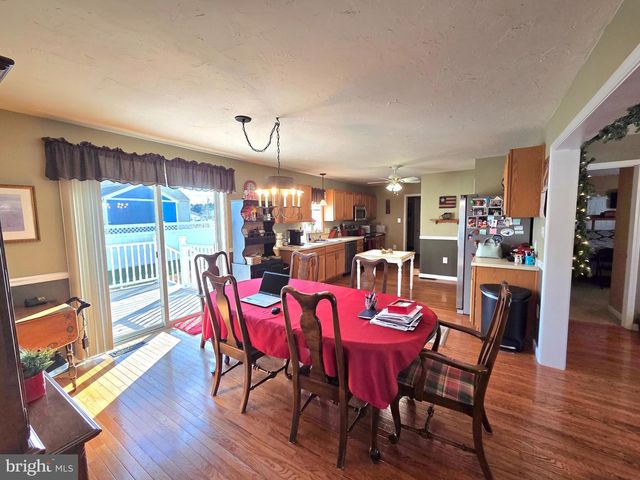 22 DREXEL DR, Pennsville, NJ 08070