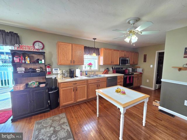 22 DREXEL DR, Pennsville, NJ 08070