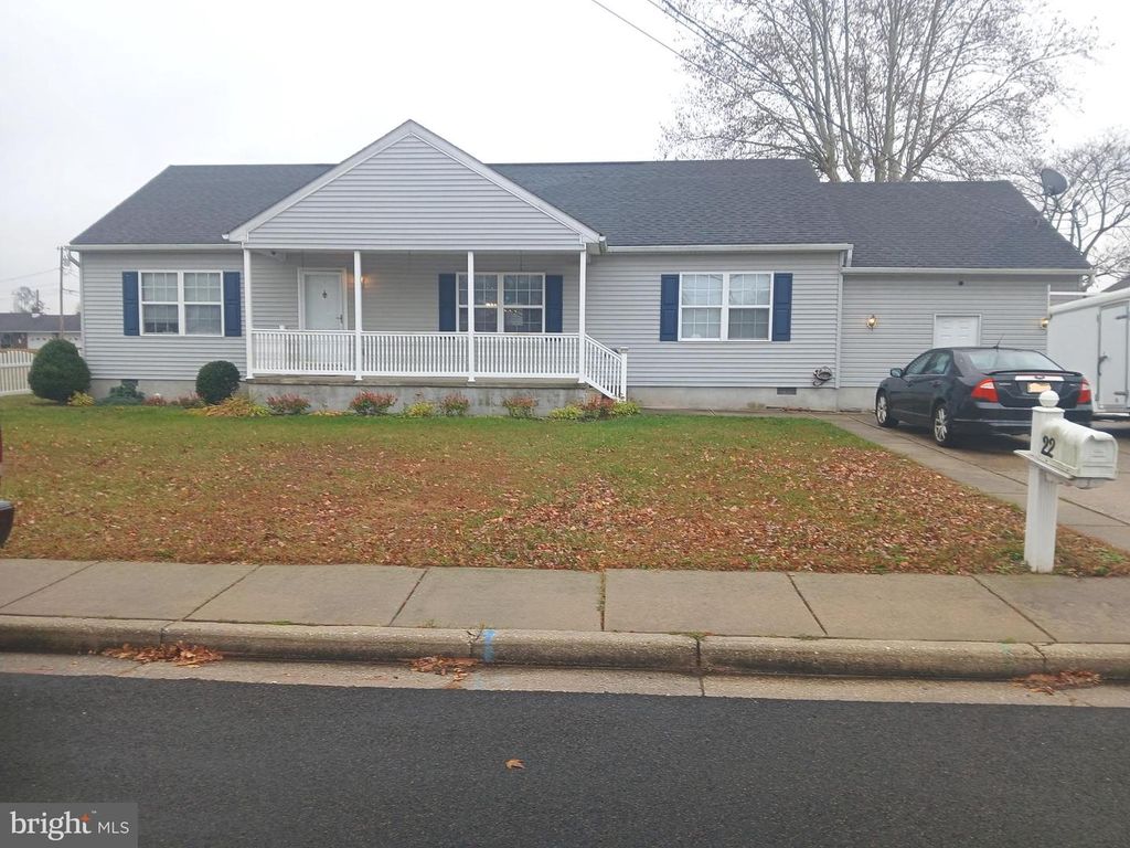 22 DREXEL DR, Pennsville, NJ 08070