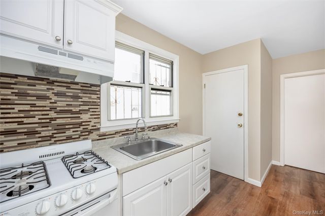 8515 151st Street, Jamaica Hills, NY 11435