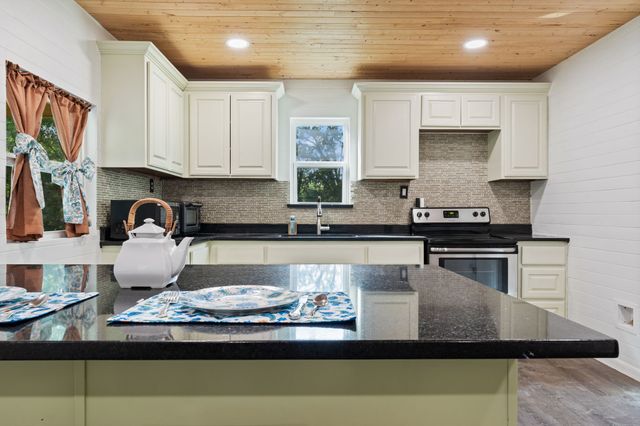 17790 County Road 345, Terrell, TX 75161