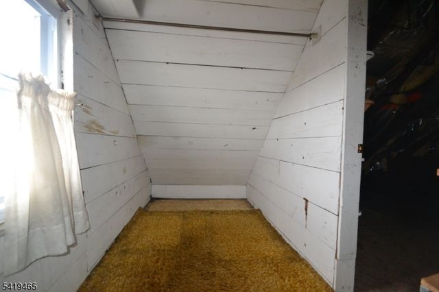 10 Lake Ave, Clifton City, NJ 07011