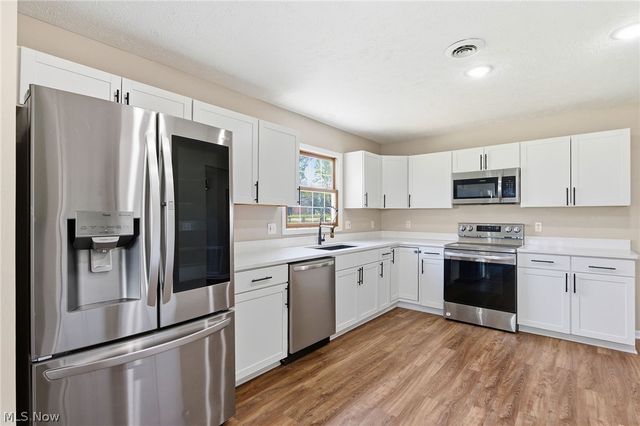 5411 W Heisley Road, Mentor, OH 44060